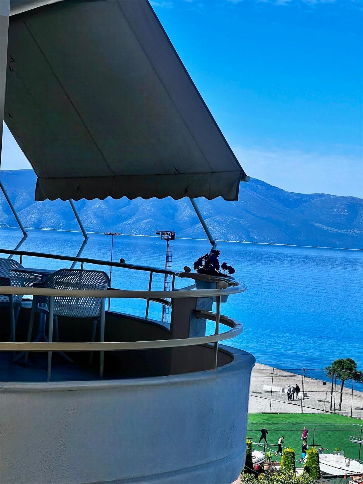 Vlorë Hotel Lungomare מראה חיצוני תמונה